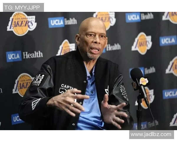 天勾传奇永存卡里姆阿卜杜尔贾巴尔对篮球的深远影响与传承 天勾传奇永存卡里姆阿卜杜尔贾巴尔对篮球的深远影响与传承