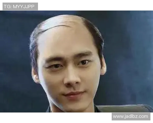 从风光无限到形象大变秃头足球明星的逆袭与挑战