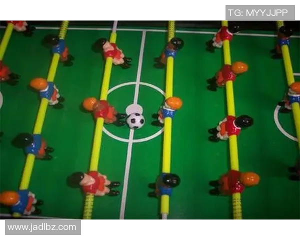 寻找足球明星的乐趣游戏，挑战你的足球知识与反应能力，快来参与吧