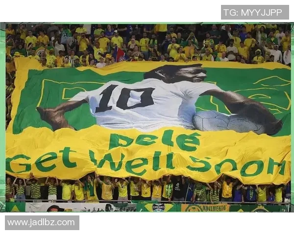 足球明星意外逝世引发全球哀悼球迷缅怀传奇人生与职业成就 足球明星意外逝世引发全球哀悼球迷缅怀传奇人生与职业成就