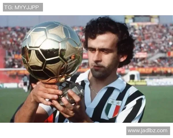 全球足坛传奇人物揭晓最具影响力的足球明星排行榜