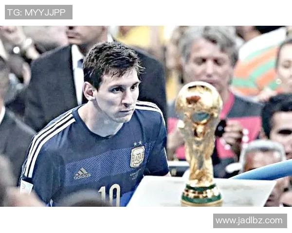 名字难以发音的足球明星背后的故事与成就解析